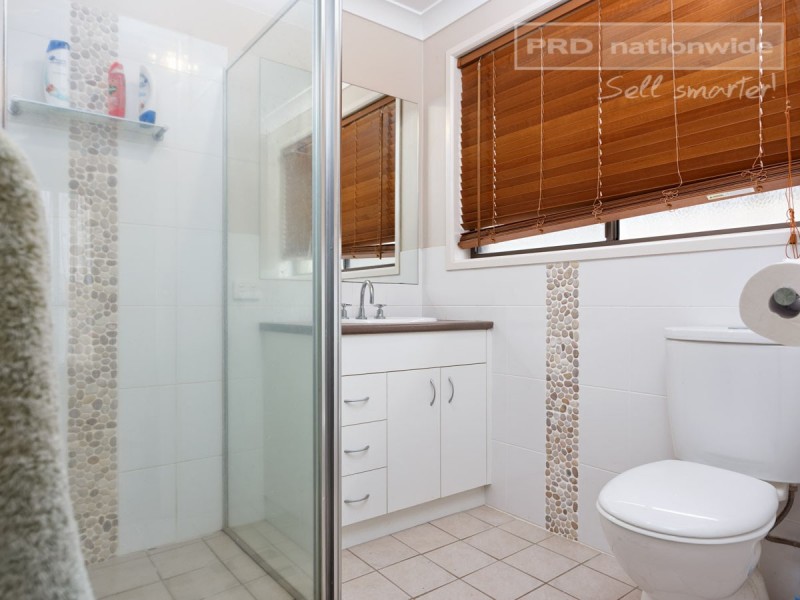 61 Undurra Drive, Glenfield Park NSW 2650