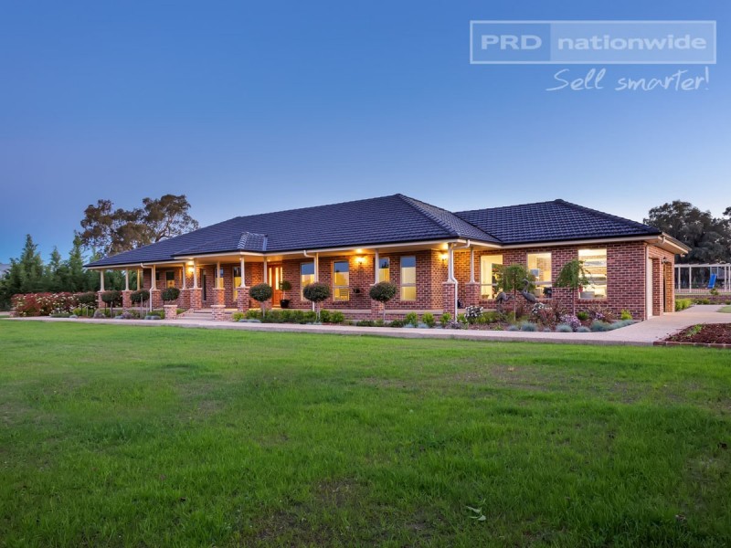 5 Veronica Place, Wagga Wagga NSW 2650