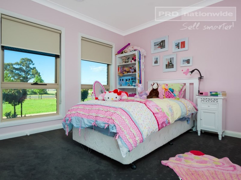5 Veronica Place, Wagga Wagga NSW 2650