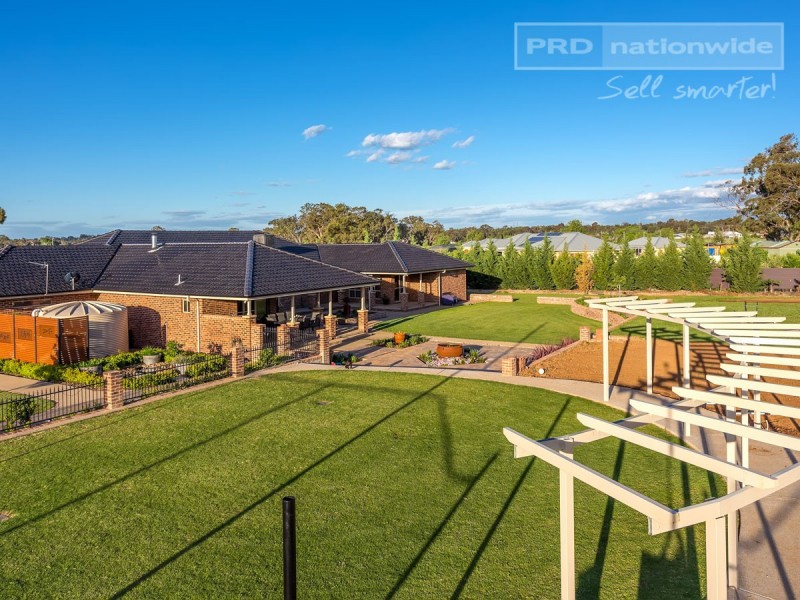 5 Veronica Place, Wagga Wagga NSW 2650