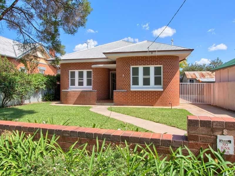 8 Little Best Street, Wagga Wagga NSW 2650