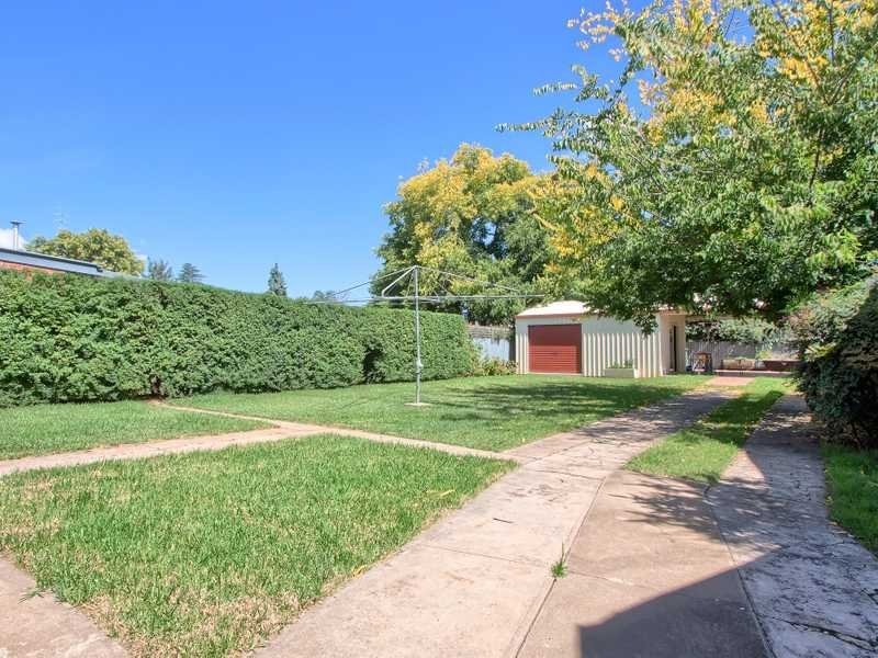 8 Little Best Street, Wagga Wagga NSW 2650