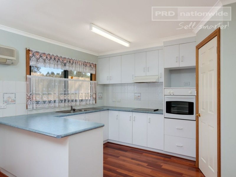 40-42 Railway Street, The Rock NSW 2655