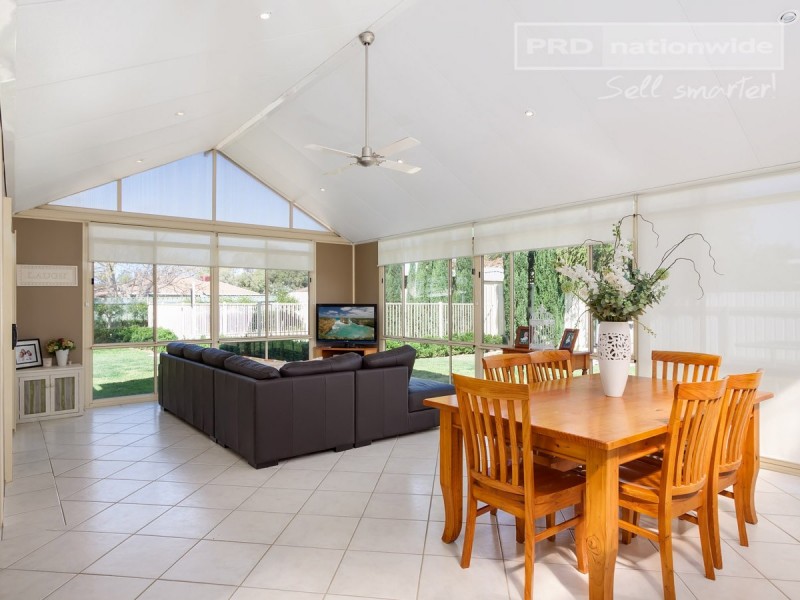 41 Balleroo Crescent, Glenfield Park NSW 2650