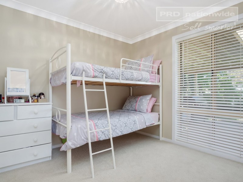41 Balleroo Crescent, Glenfield Park NSW 2650