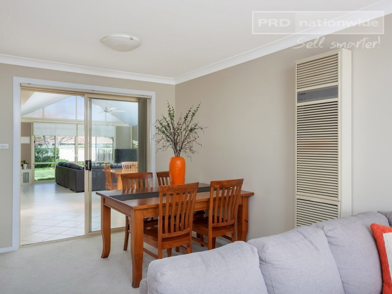 41 Balleroo Crescent, Glenfield Park NSW 2650