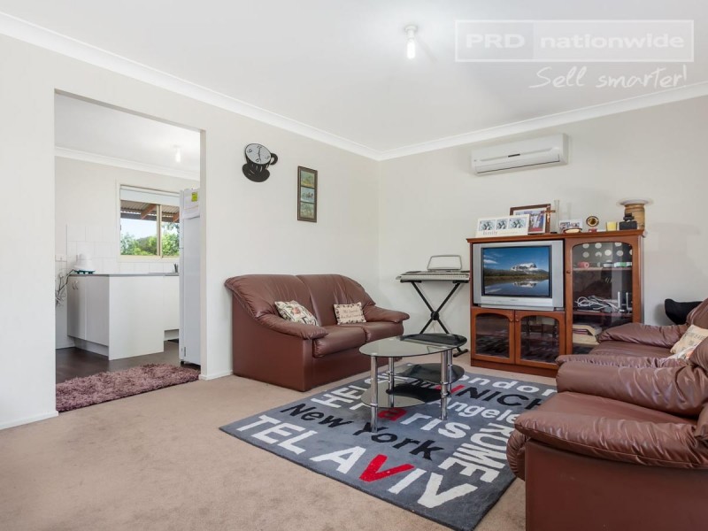 110 Raye Street, Tolland NSW 2650