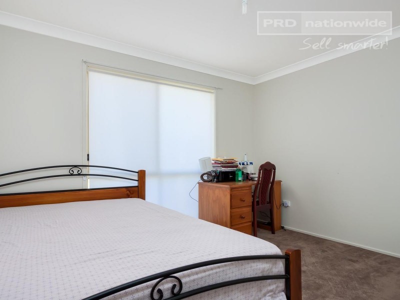 110 Raye Street, Tolland NSW 2650