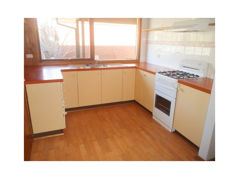 11 Goborra Street, Glenfield Park NSW 2650