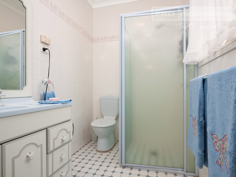 14 Lachlan Place, Tatton NSW 2650