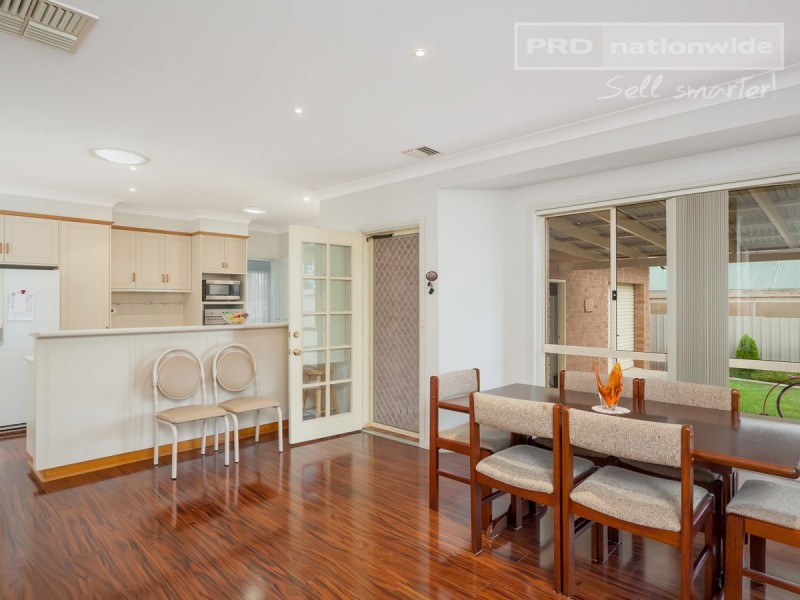 14 Lachlan Place, Tatton NSW 2650