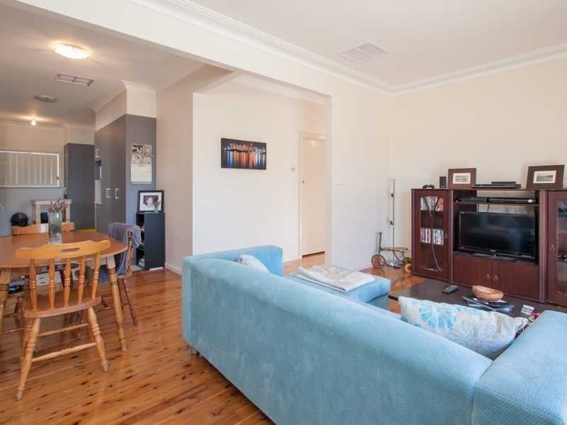 76 Warrawong Street, Kooringal NSW 2650