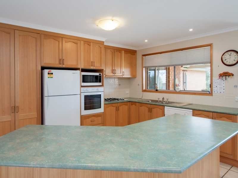 101 Kaloona Drive, Bourkelands NSW 2650