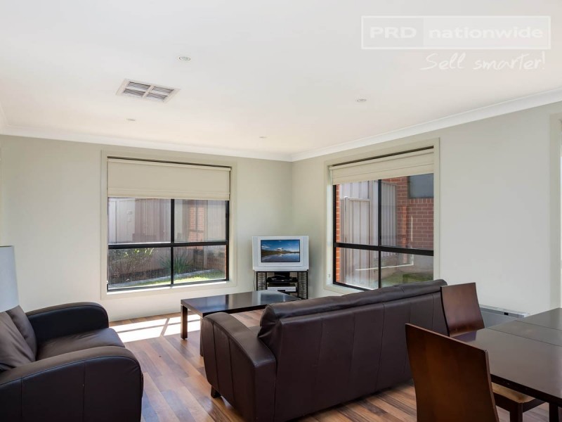 3/26 Dove Street, Mount Austin NSW 2650