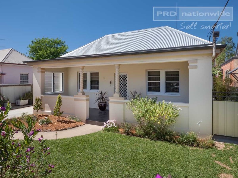 56 Kincaid Street, Wagga Wagga NSW 2650