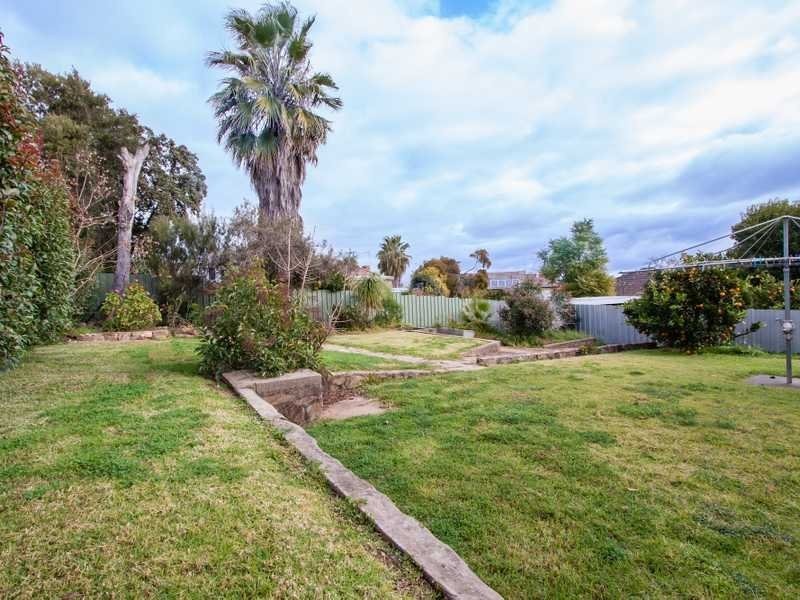 20 Hodson Avenue, Turvey Park NSW 2650