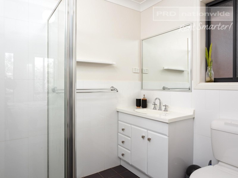 11 Mirrul Street, Glenfield Park NSW 2650