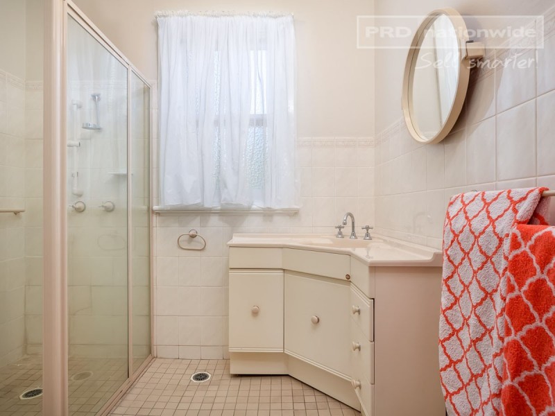 30 Darlow Street, Wagga Wagga NSW 2650