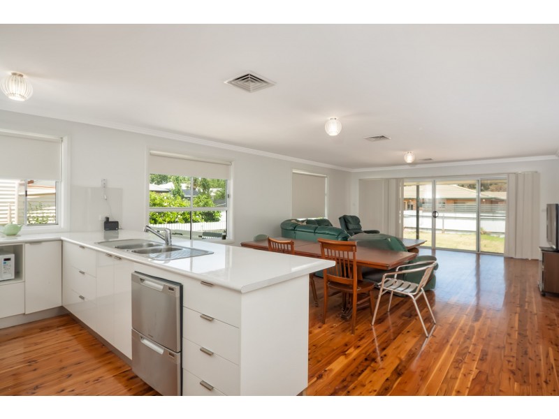 154 Forsyth Street, Wagga Wagga NSW 2650