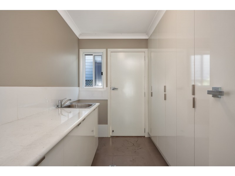 154 Forsyth Street, Wagga Wagga NSW 2650