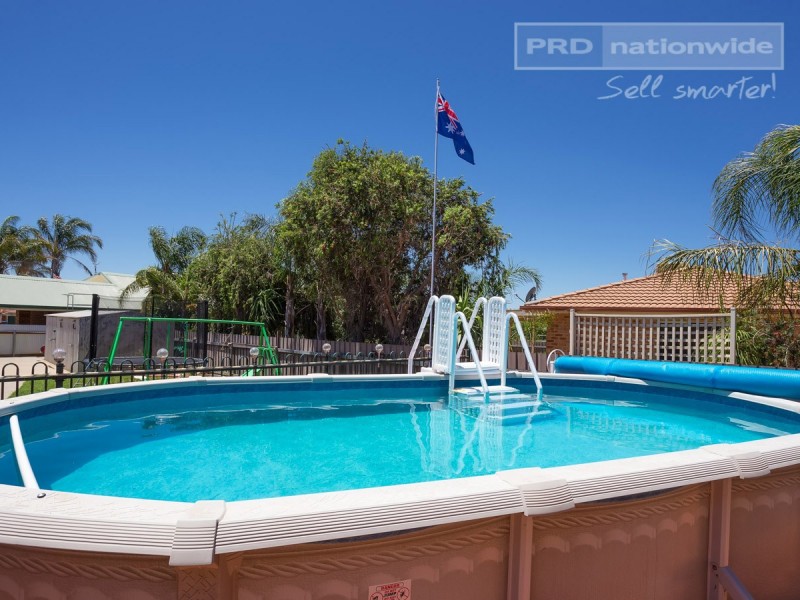 86 Undurra Drive, Glenfield Park NSW 2650