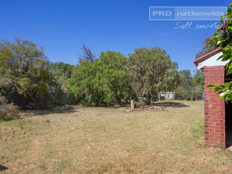 51 Bourke Street, Turvey Park NSW 2650