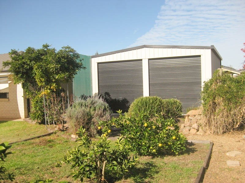 24 Woomera Place, Glenfield Park NSW 2650