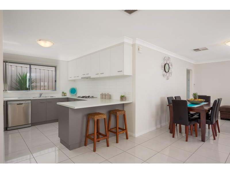 64 Kaloona Drive, Bourkelands NSW 2650