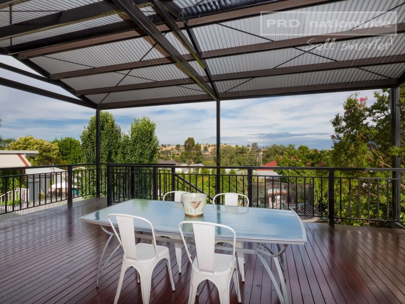 33 Grove Street, Kooringal NSW 2650