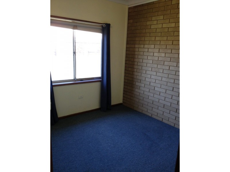 3/7 Edney Street, Kooringal NSW 2650