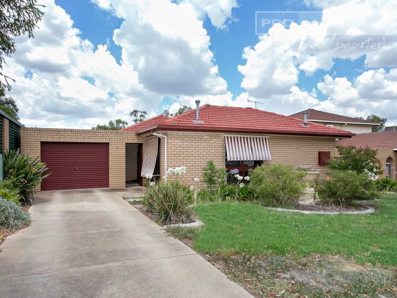 39 Pugsley Avenue, Estella NSW 2650