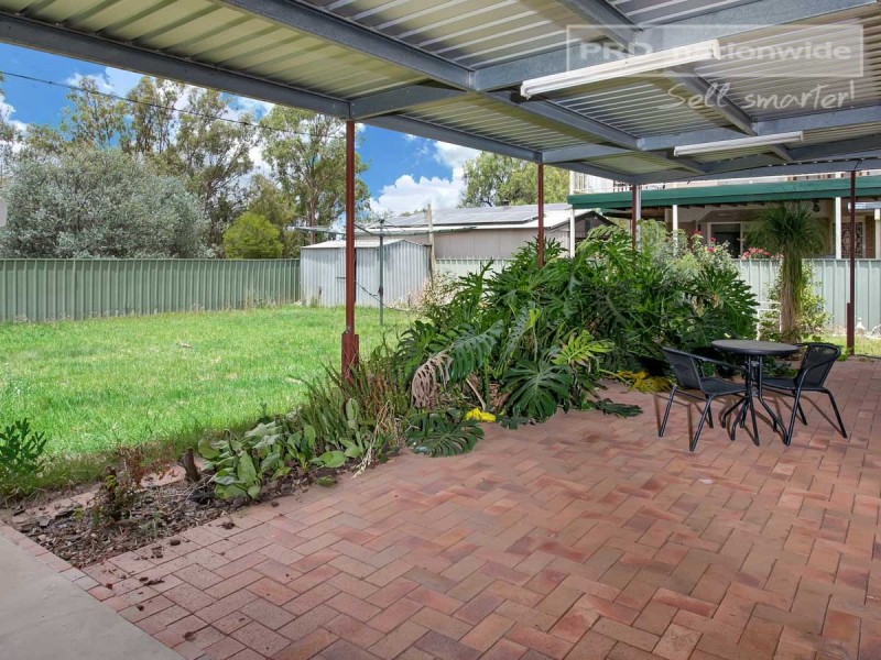 39 Pugsley Avenue, Estella NSW 2650