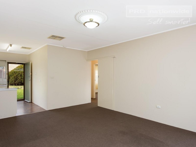 5/5 Karen Street, Tolland NSW 2650