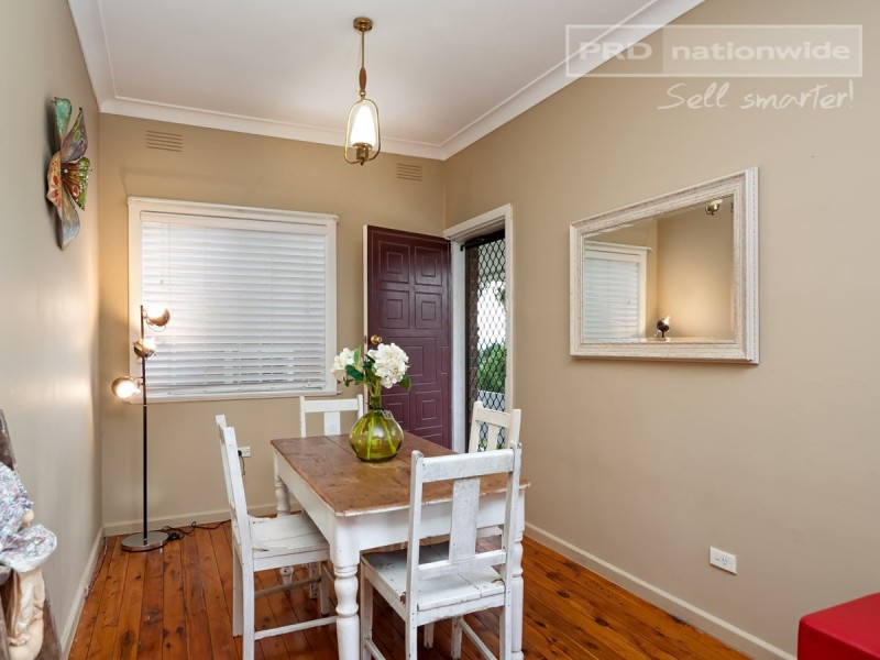 148 Lake Albert Road, Kooringal NSW 2650