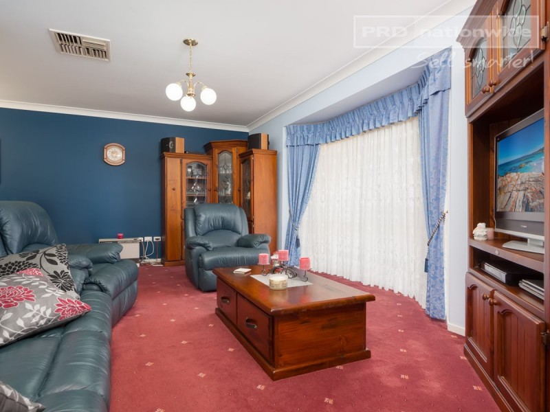 13 Lamilla Street, Glenfield Park NSW 2650