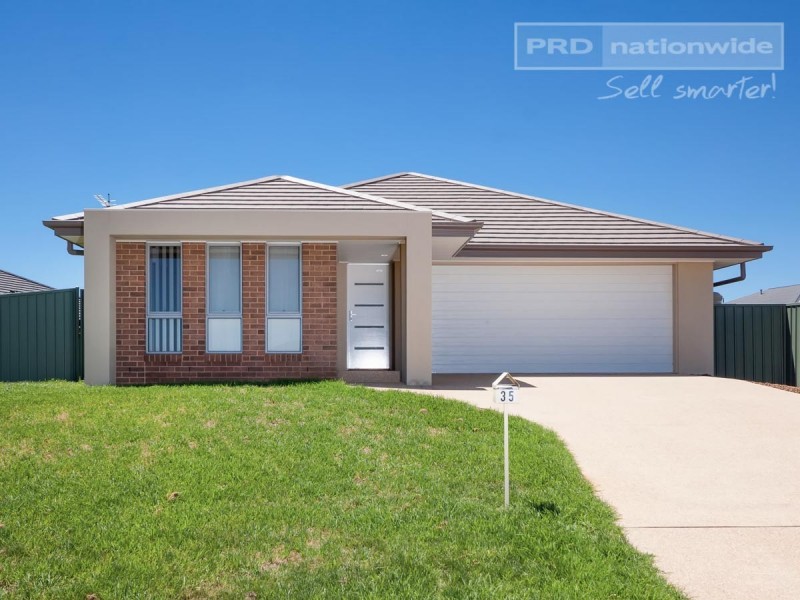 35 Melaleuca Drive, Forest Hill NSW 2651
