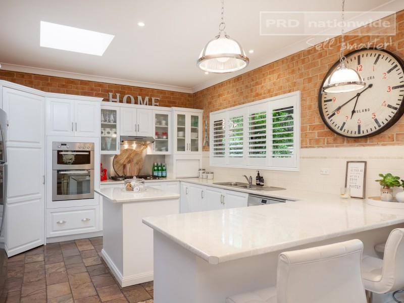 33 Lamilla Street, Glenfield Park NSW 2650