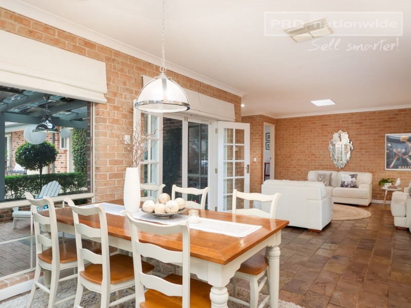 33 Lamilla Street, Glenfield Park NSW 2650