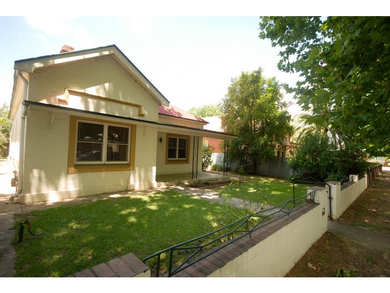 51 Best Street, Wagga Wagga NSW 2650