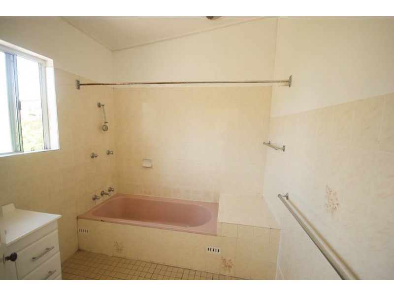 51 Best Street, Wagga Wagga NSW 2650