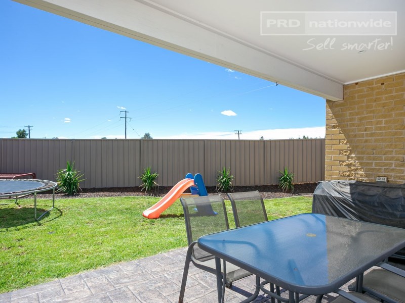56 Grinton Avenue, Flowerdale NSW 2650