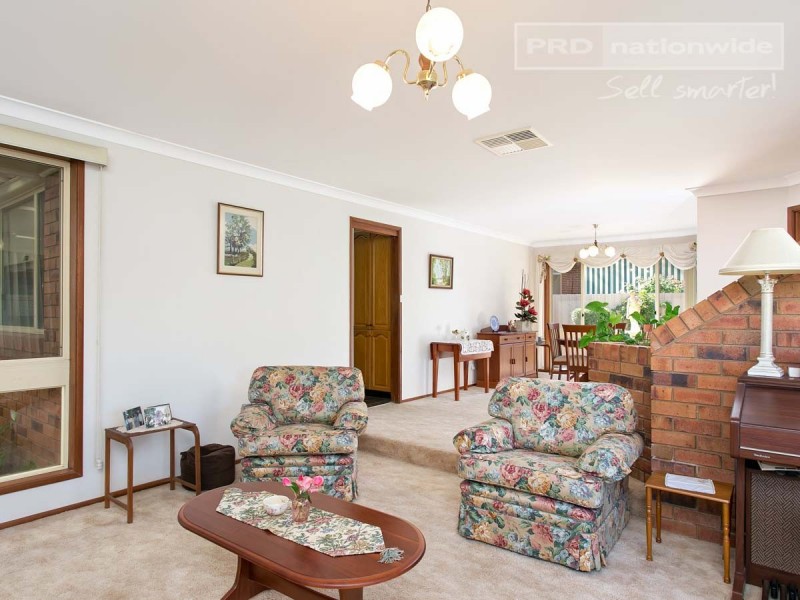 37 Overdale Drive, Bourkelands NSW 2650