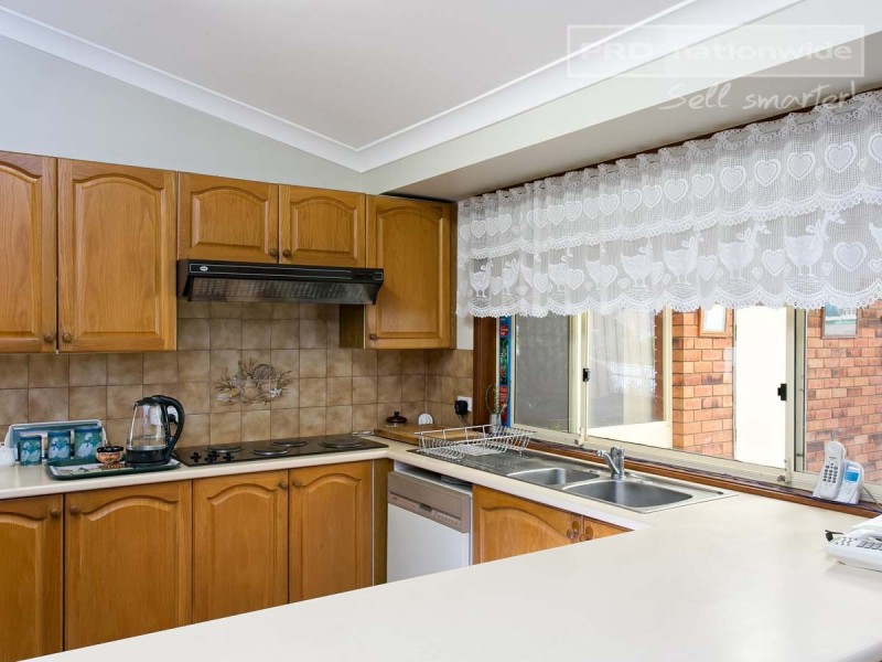 37 Overdale Drive, Bourkelands NSW 2650