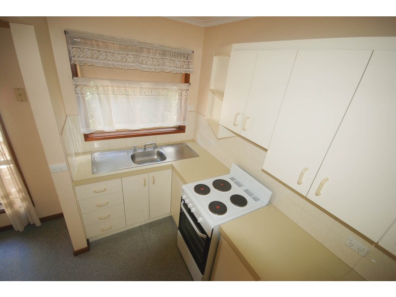 2/96 Crampton Street, Wagga Wagga NSW 2650