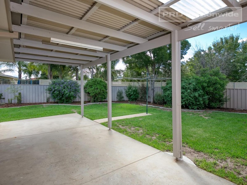 4 Wonkana Road, Glenfield Park NSW 2650