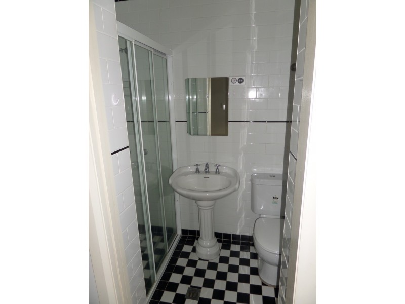 60 Gurwood Street, Wagga Wagga NSW 2650