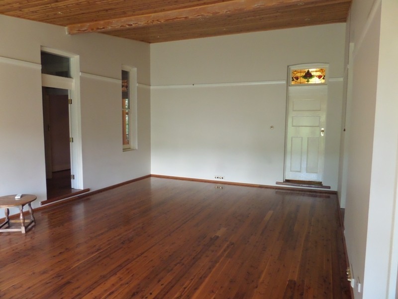 60 Gurwood Street, Wagga Wagga NSW 2650