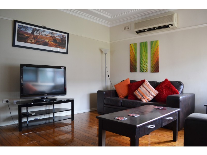 29 Hardy Avenue, Wagga Wagga NSW 2650