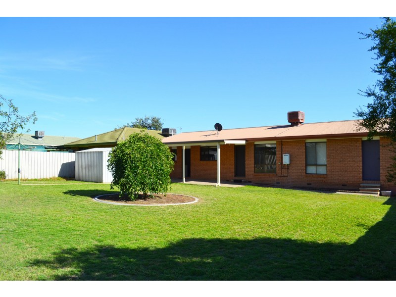 18 Doman Street, Estella NSW 2650
