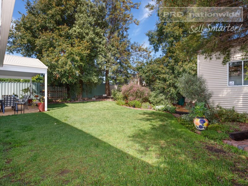 8 Goborra Street, Glenfield Park NSW 2650